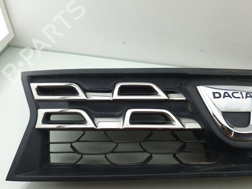 Used Grille Grille 38750266 38750266