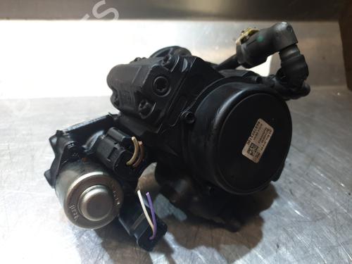 Used Vacuum pump Vacuum pump PEUGEOT 5008 (0U_, 0E_) 2.0 HDi 150 / BlueHDi 150 (150 hp) 26130277 26130277