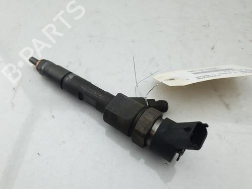 Injector Injector RENAULT MEGANE II Estate (KM0/1_) 1.9 dCi (KMRG, KM1G, KM0G, KM2C) (120 hp) 36664369 36664369
