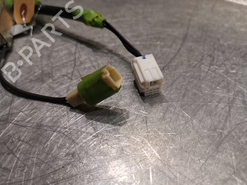 Used Antenna/Base Antenna/Base LEXUS RX (MCU15) 300 AWD (MCU15) (201 hp) 20923233 20923233