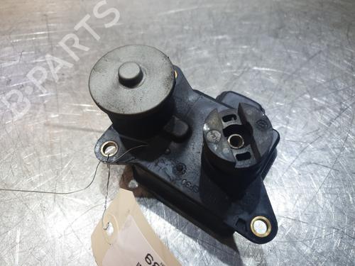 Used Electronic module HYUNDAI TUCSON (JM) 2.0 CRDi (140 hp) 27584943