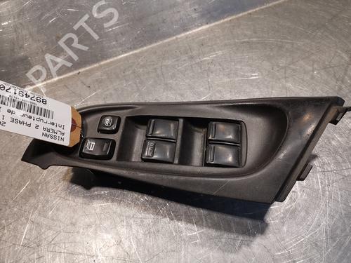 Used Left front window switch NISSAN ALMERA II (N16) 1.5 (90 hp) 21215618