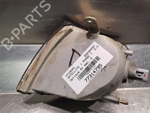 Used Right front indicator Right front indicator HYUNDAI H-1 / STAREX Bus (A1) 2.5 TCi (101 hp) 22916178 22916178