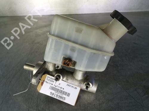Used Brake master cylinder HYUNDAI TUCSON (JM) 2.0 CRDi All-wheel Drive (140 hp) 20925032