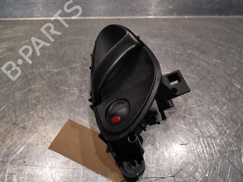 Used Front right interior door handle Front right interior door handle 20921297 20921297