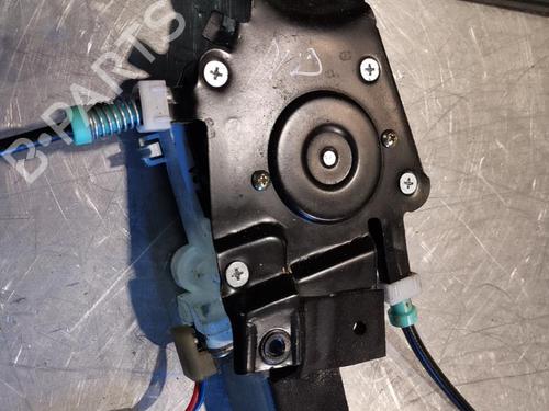 Rudehejsemekanisme Højre foran LAND ROVER FREELANDER I (L314) 2.0 Td4 4x4 | BP21215465C23 