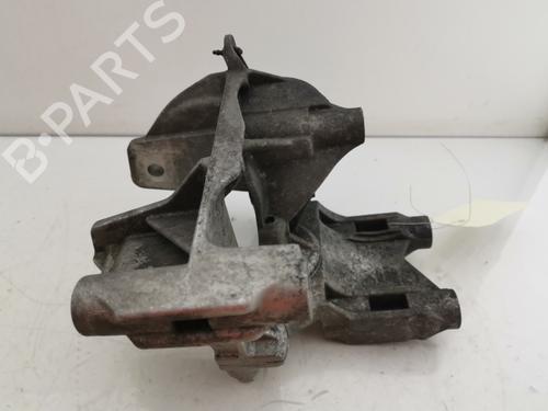 Used Engine mount Engine mount VW TRANSPORTER T5 Bus (7HB, 7HJ, 7EB, 7EJ) 2.5 TDI (174 hp) 32030511 32030511