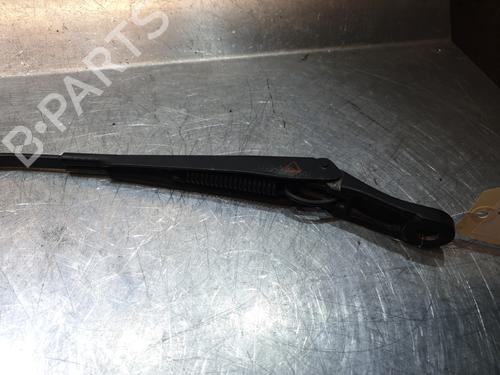 Front windshield wiper arm PEUGEOT 5008 (0U_, 0E_) 2.0 HDi 150 / BlueHDi 150 | BP26145330C143 