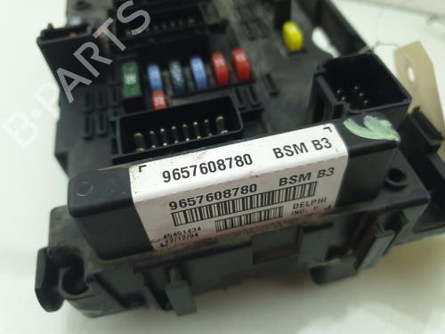 Fuse box PEUGEOT 206 SW (2E/K) 2.0 HDi | BP38637512E1 - Image 4