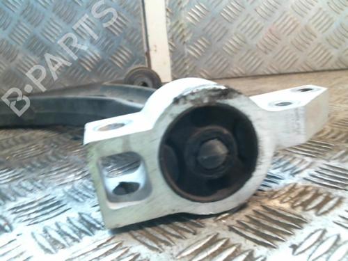 Used Right front suspension arm VW TOURAN (1T1, 1T2) 2.0 TDI 16V (140 hp) 22039182