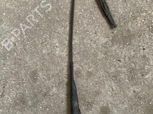 vindspejlsviskerarm-renault-trafic-ii-van-fl-2001-33334240 main image