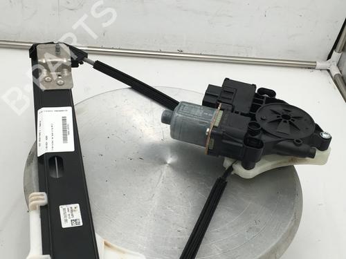 right-rear-window-switch-seat-arona-kj7-kjp-2017-31144870 main image