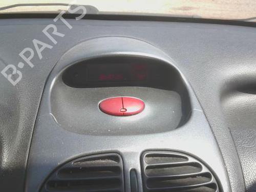 Used Display monitor PEUGEOT 206 Hatchback (2A/C) 1.6 16V (109 hp) 27609488