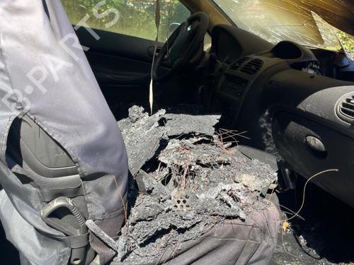 Brukte deler til PEUGEOT 206 CC (2D) 1.6 16V (2DNFUF, 2DNFUR) (109 hp) 4305846