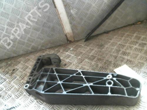 Used Gearbox mount BMW X3 (F25) xDrive 30 d (258 hp) 22051442