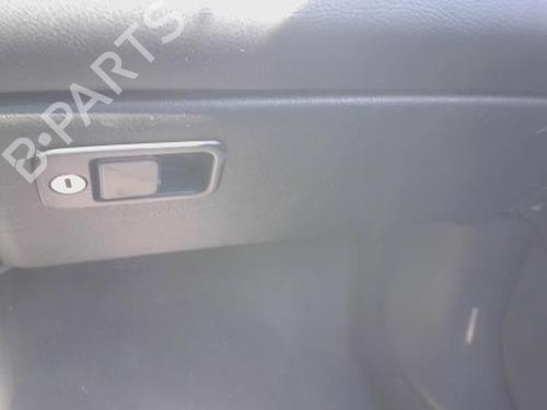 Used Glove box Glove box 36884584 36884584