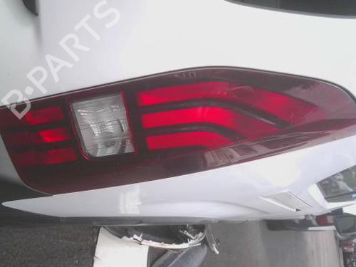 Used Right taillight Right taillight 38477654 38477654