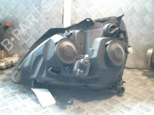 Right headlight RENAULT CLIO II (BB_, CB_) 1.5 dCi (B/CB08) | BP22039953C29 