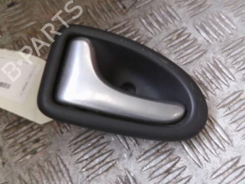 Used Front left interior door handle Front left interior door handle RENAULT CLIO II (BB_, CB_) 1.4 16V (B/CB0P, BB13) (98 hp) 23905617 23905617