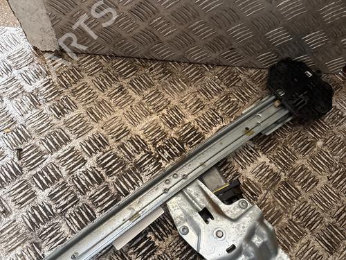 Used Front right window mechanism Front right window mechanism DACIA SANDERO II 1.5 Blue dCi 95 (B8JL) (95 hp) 34109644 34109644