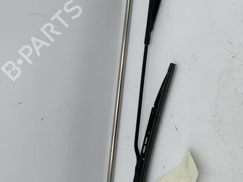 Used Front windshield wiper arm Front windshield wiper arm RENAULT CLIO I (B/C57_, 5/357_) 1.2 (B/C/S57A, B/C57S, 5/357F, 5/357J, 5/357L, 5/357R) (58 hp) 30127515 30127515