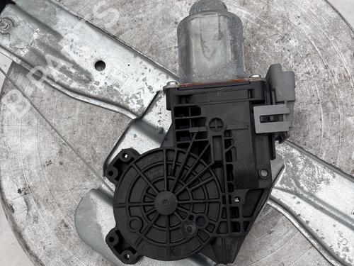 rear-left-window-mechanism-citroen-c3-picasso-sh_-2008-38491313 main image