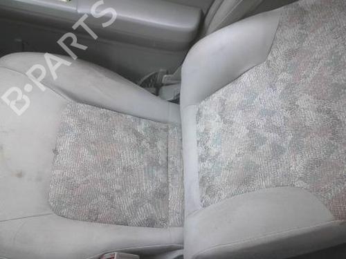 Sæde højre fortil NISSAN PATROL GR V Wagon (Y61) 2.8 TD (129 hp) 32668250