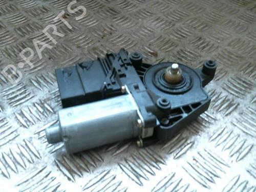 Used Right rear window motor VW PASSAT B5.5 (3B3) 1.9 TDI (130 hp) 22043911