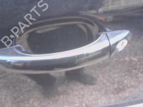 front-left-exterior-door-handle-vw-touareg-7la-7l6-7l7-2002-2003-2004-2005-2006-2007-2008-2009-2010-2011-2012-2013-32240182 main image