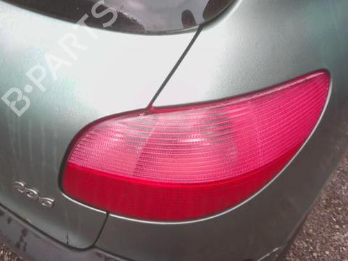 Used Right taillight PEUGEOT 206 Hatchback (2A/C) 1.9 D (69 hp) 31213987