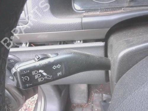 Kombi Kontakt / Stilkkontakt VW TOURAN (1T1, 1T2) 1.9 TDI (105 hp) 31753532