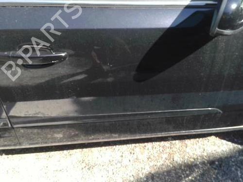 Used Right front door OPEL ASTRA H (A04) 1.9 CDTI (L48) (150 hp) 27495435