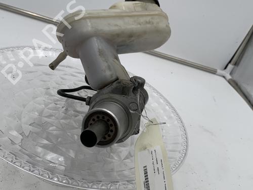 Brake master cylinder RENAULT TWINGO II (CN0_) 1.2 16V (CN04, CN0B) | BP28949511M77