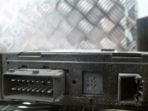 Used Front right window mechanism Front right window mechanism 20999465 20999465