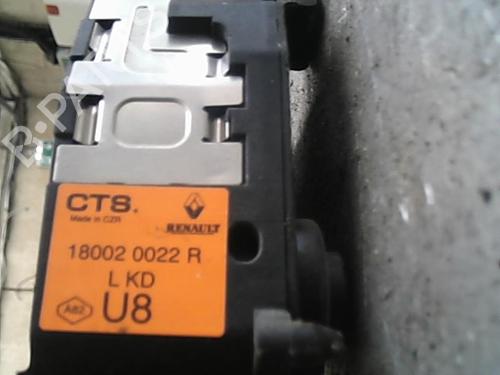 Used Electronic module RENAULT MEGANE III Hatchback (BZ0/1_, B3_) 1.5 dCi (BZ0C) (90 hp) 22038115