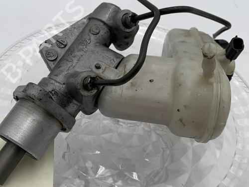 Brake master cylinder RENAULT TWINGO II (CN0_) 1.2 16V (CN04, CN0B) | BP28949511M77
