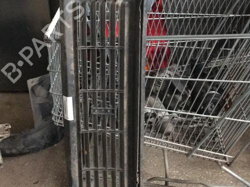 Grill Grill RENAULT RAPID Box Body/MPV (F40_, G40_) 1.1 (48 hp) 32240076 32240076