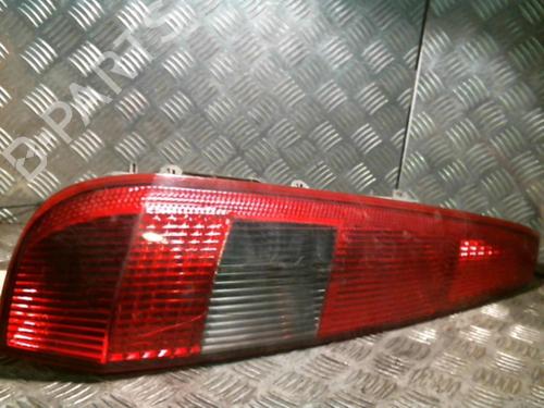 Used Left taillight FORD FIESTA V (JH_, JD_) 1.4 TDCi (68 hp) 20991461