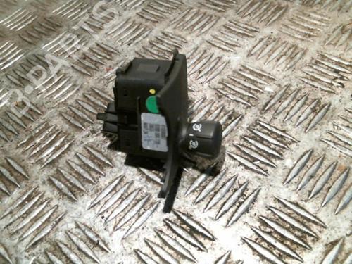Used Switch RENAULT SCÉNIC II (JM0/1_) 1.5 dCi (JM1E, JM16) (106 hp) 22037687