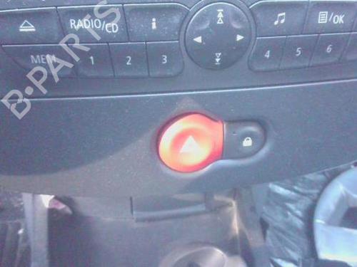 Used Warning switch RENAULT CLIO III (BR0/1, CR0/1) 1.5 dCi (C/BR0G, C/BR1G) (68 hp) 33181957