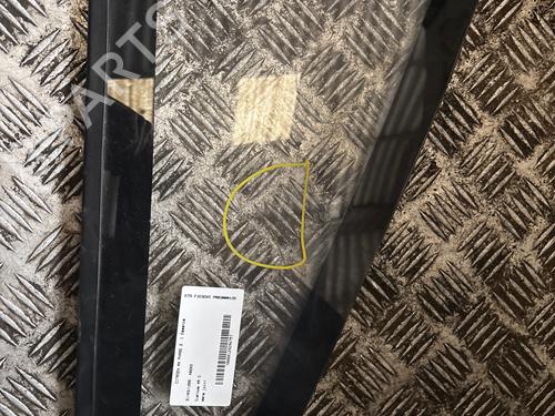 Used Rear right quarter glass Rear right quarter glass 37637658 37637658