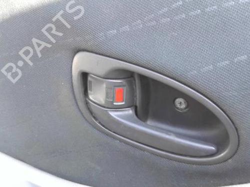 Venstre foran invendig håndtak TOYOTA YARIS (_P9_) 1.0 VVT-i (KSP90_, KSP90R) (69 hp) 26930288