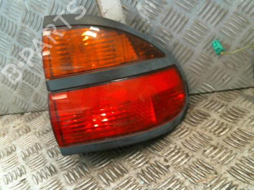 Used Right taillight RENAULT LAGUNA I (B56_, 556_) 1.6 16V (B568, B561) (107 hp) 22040162