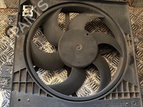 Used Radiator fan Radiator fan 37476329 37476329