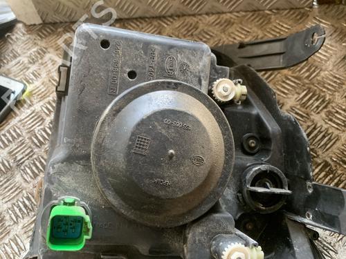 Used Right headlight Right headlight FORD FUSION (JU_) 1.4 TDCi (68 hp) 34141095 34141095