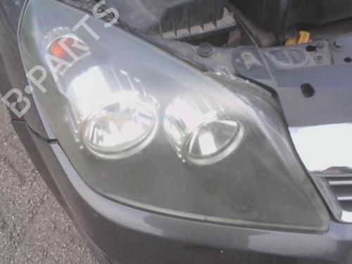 Used Right headlight OPEL ASTRA H (A04) 1.3 CDTI (L48) (90 hp) 31363082