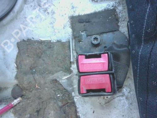 Engate do cinto Engate do cinto RENAULT CLIO II (BB_, CB_) [1998-2016] 33539103 33539103
