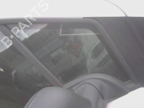 front-right-quarter-glass-peugeot-rifter-2018-38477566 main image