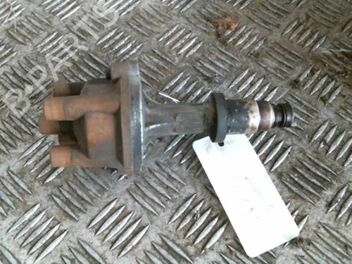 Used Ignition distributor RENAULT SUPER 5 (B/C40_) 1.2 (B/C40F) (55 hp) 22037832