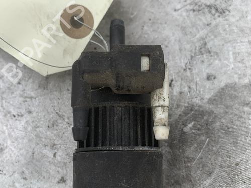 Used Washer pump Washer pump RENAULT TWINGO I (C06_) 1.2 (C066, C068) (58 hp) 33025570 33025570